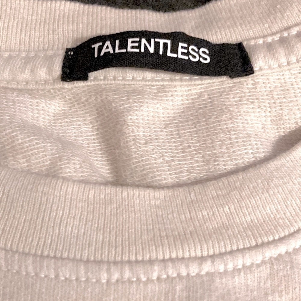 TALENTLESS LOGO UNISEX SUMMER CREWNECK size Small NWOT flaw - Picture 3 of 7